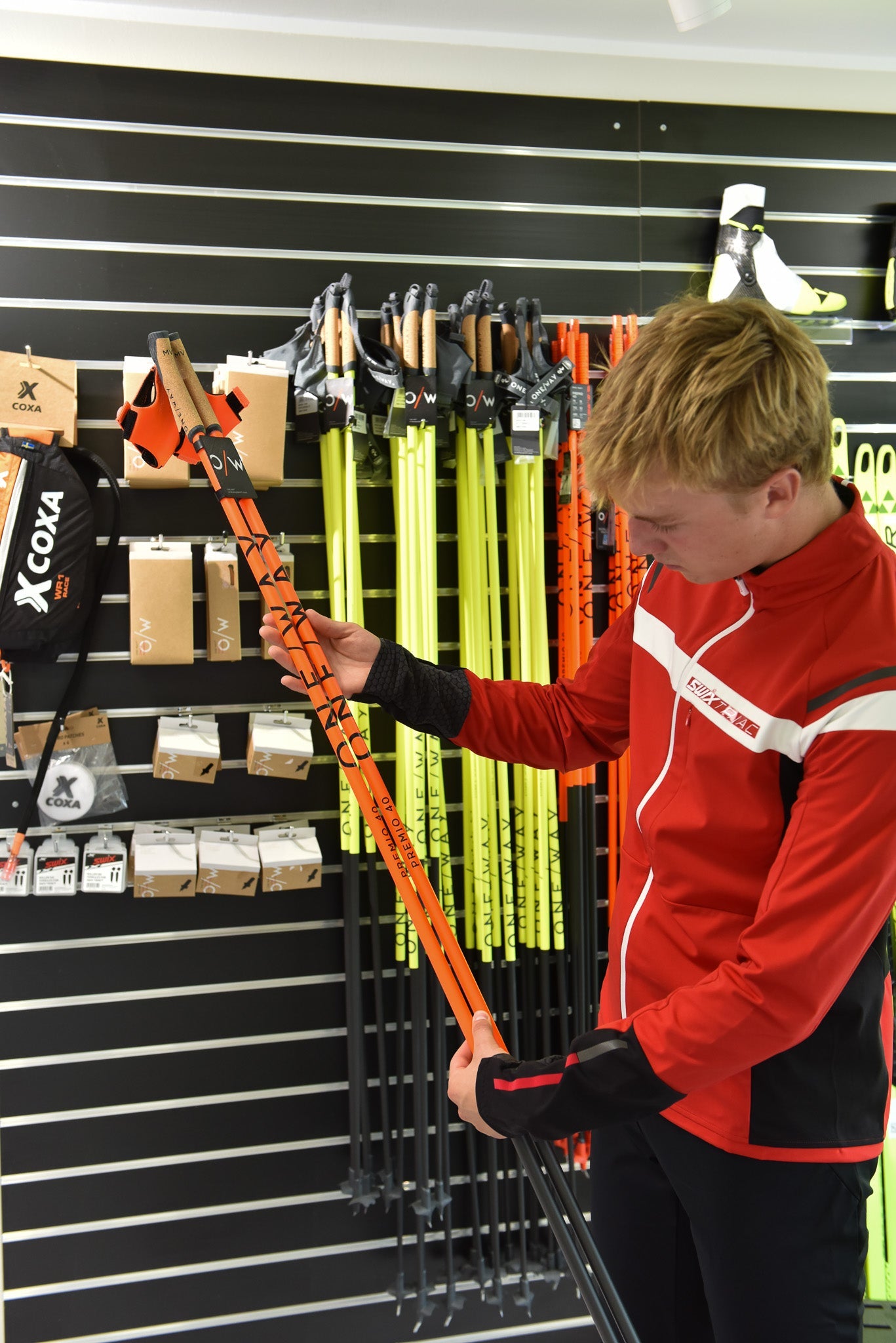 Hiihtosauvat ja -tarvikkeet