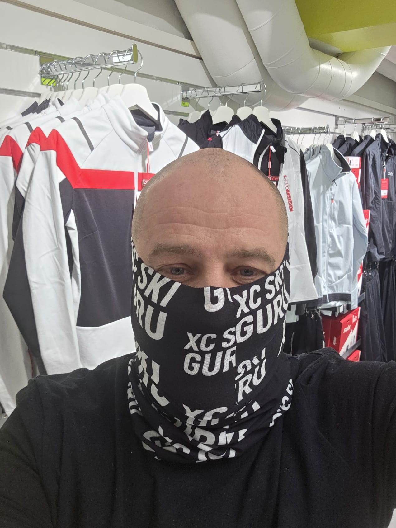 xcSkiGuru- kaulahuivi